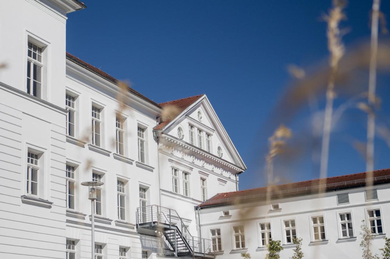 Hotel Am Theater Putbus Exterior foto